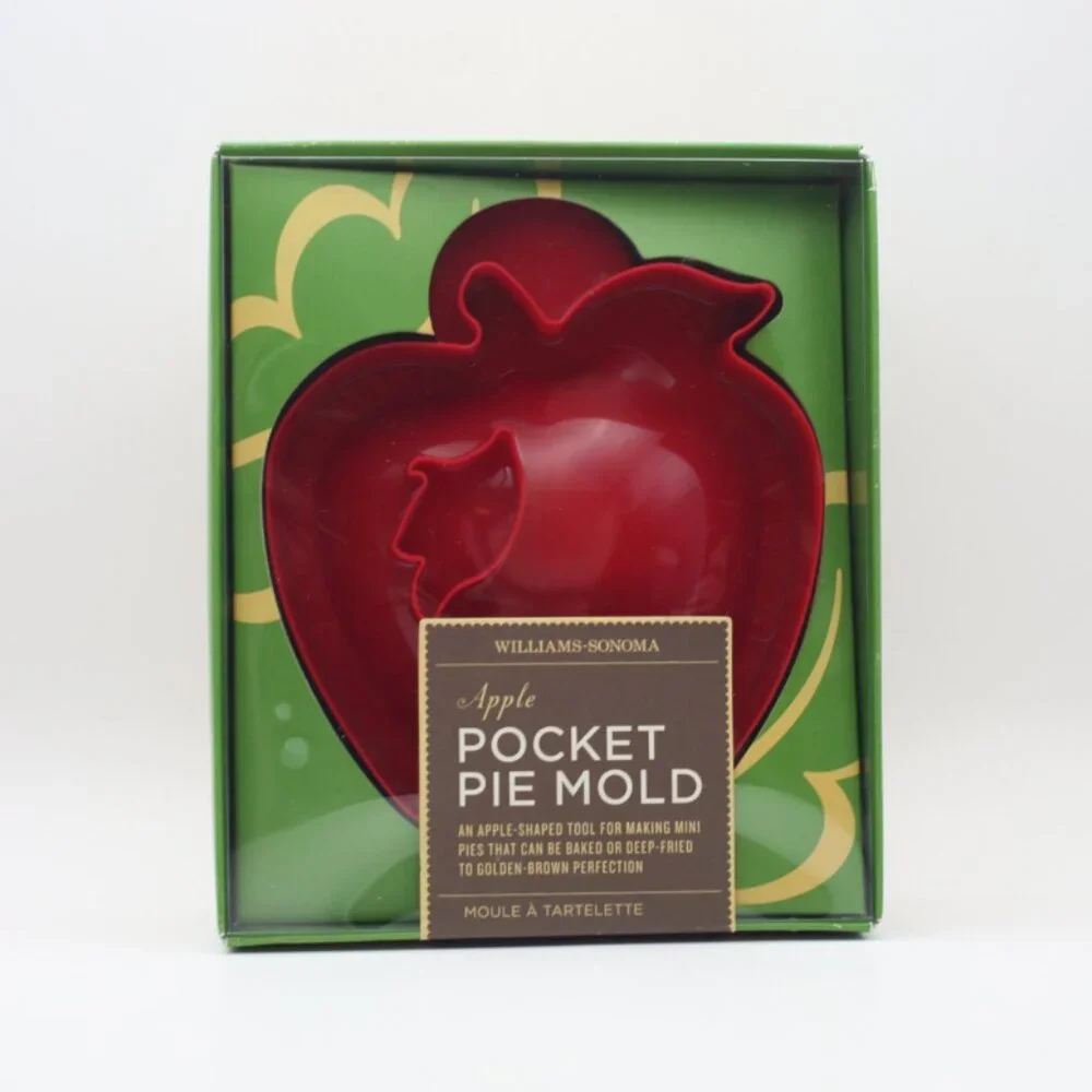 Williams Sonoma Apple Pocket Pie Mold NEW IN BOX